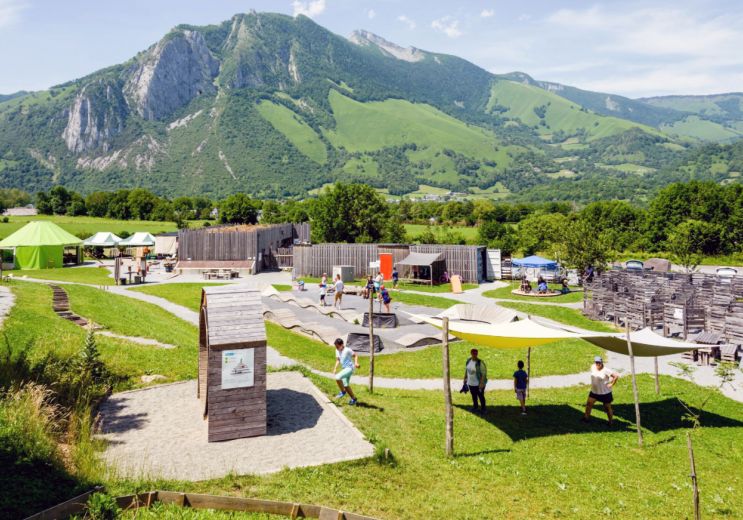 Espace Ludopia : Une journée d’activités insol ...